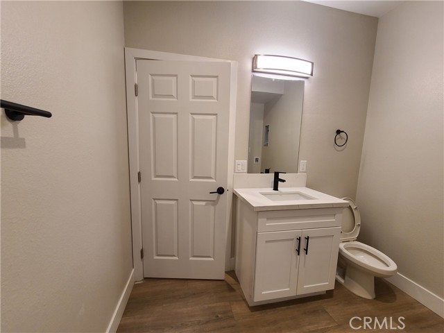 Detail Gallery Image 12 of 14 For 8412 Burnet Ave, North Hills,  CA 91343 - 2 Beds | 2 Baths