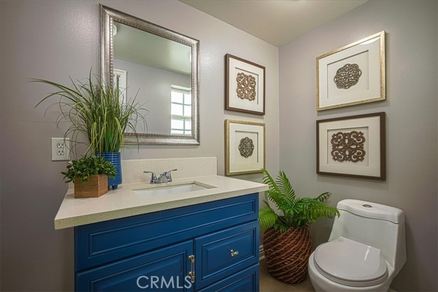 1375 N Euclid Avenue, Upland CA: https://media.crmls.org/medias/fde9916c-8afd-4ccd-a681-e2c33752726b.jpg