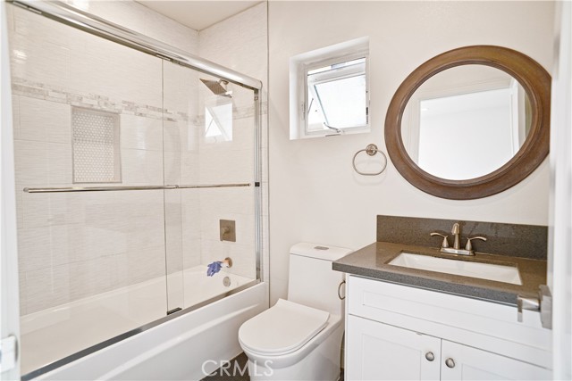 Detail Gallery Image 9 of 29 For 803 N Kingsley Dr, Los Angeles,  CA 90029 - – Beds | – Baths