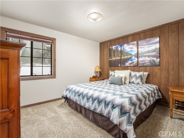 Detail Gallery Image 21 of 53 For 39095 Ridge Rd, Shaver Lake,  CA 93664 - 5 Beds | 3/1 Baths