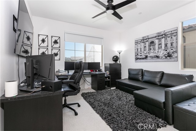 21628 Canyon Cove, Chatsworth CA: https://media.crmls.org/medias/fdeaf18f-db03-4bf1-bada-98e269811110.jpg