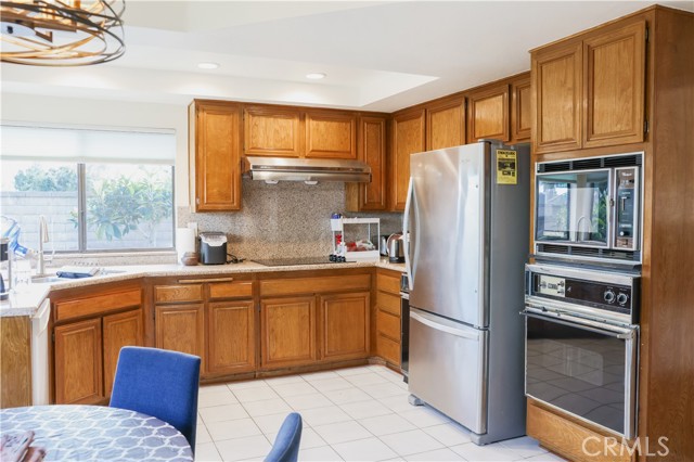 Detail Gallery Image 11 of 29 For 183 S Starflower, Brea,  CA 92821 - 3 Beds | 2/1 Baths