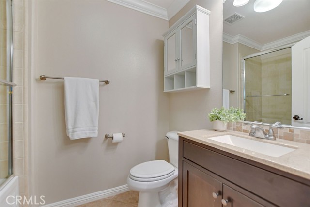 Detail Gallery Image 45 of 75 For 303 Sunburst Ln, Corona,  CA 92879 - 6 Beds | 4/2 Baths