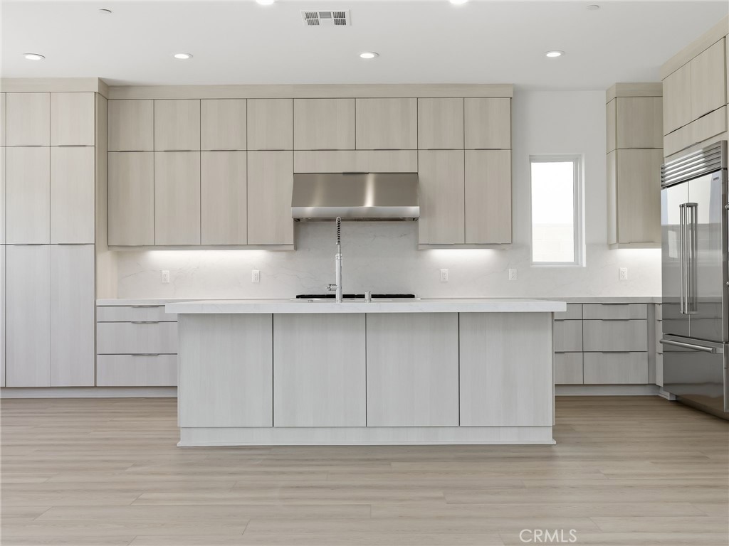MLS #OC26160951 image #3