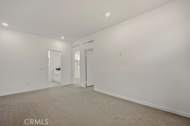 Detail Gallery Image 32 of 45 For 16281 Castello #1,  Fontana,  CA 92336 - 3 Beds | 2/1 Baths