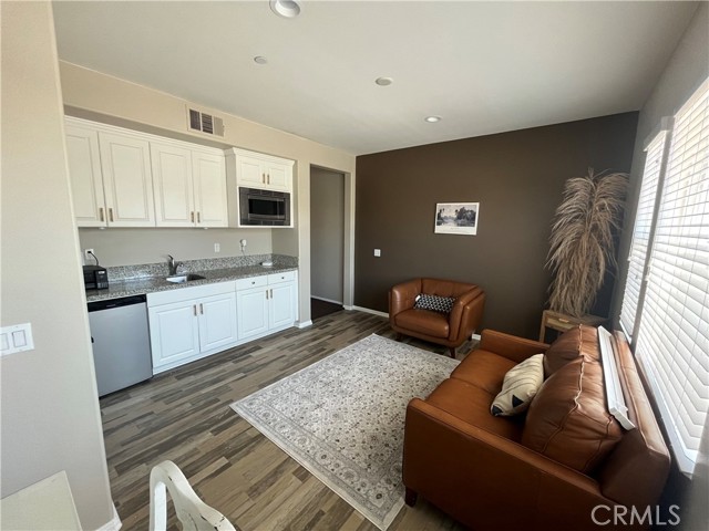 Detail Gallery Image 32 of 36 For 11764 Andrews Pl, Victorville,  CA 92392 - 4 Beds | 3/1 Baths