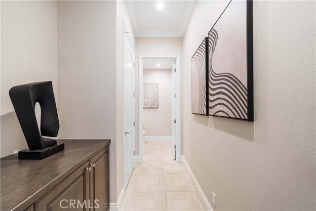 Detail Gallery Image 5 of 67 For 57 Kite, Irvine,  CA 92618 - 5 Beds | 5/1 Baths