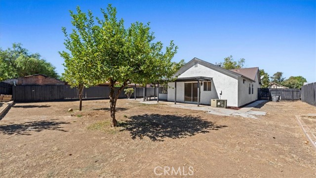 Detail Gallery Image 29 of 36 For 13420 Nutmeg St, Moreno Valley,  CA 92553 - 4 Beds | 2 Baths