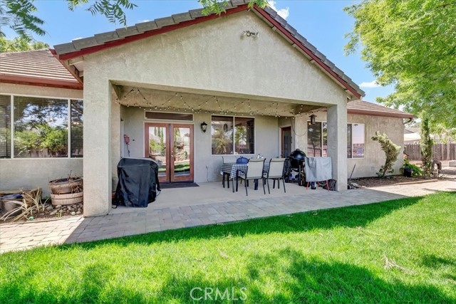 1774 Homestead Way, Lemoore CA: https://media.crmls.org/medias/fded50a3-3610-4ed1-b8ca-dadae88e5bf6.jpg