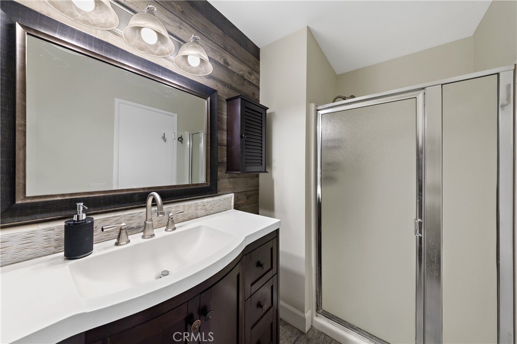 806 4th - photo 17