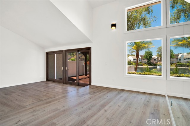 23310 Park Sorrento, Calabasas CA: https://media.crmls.org/medias/fdedcd44-1722-4a32-8979-65a84d3c5b38.jpg