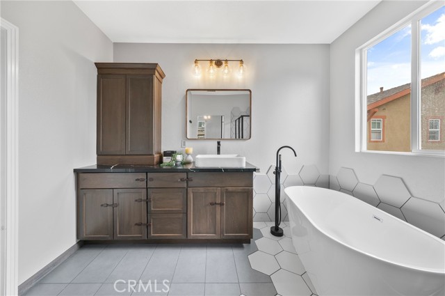 Detail Gallery Image 31 of 41 For 311 Nimbus, Tustin,  CA 92782 - 3 Beds | 2/1 Baths