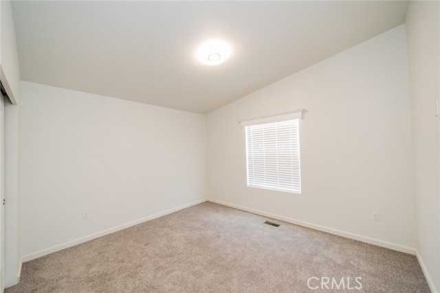 1573 Smoke Tree Road, Pinon Hills CA: https://media.crmls.org/medias/fdeffb4e-91b6-4ac8-aced-0771bc36eac0.jpg