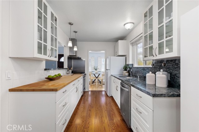 540 24th Street, Manhattan Beach, California 90266, 3 Bedroom Bedrooms, 0 ,3 BathroomBathrooms,Residential,For Sale,24th,0,SB26135816