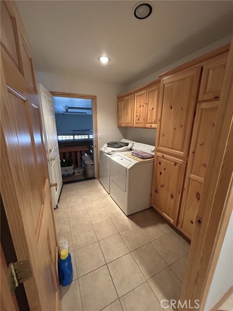 41613 Hummingbird Lane, Big Bear Lake CA: https://media.crmls.org/medias/fdf0563f-7841-4c85-9cbb-5e51cd7762c1.jpg