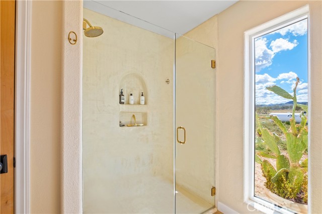 Detail Gallery Image 19 of 32 For 1388 Fortuna Ave, Landers,  CA 92285 - 2 Beds | 1 Baths