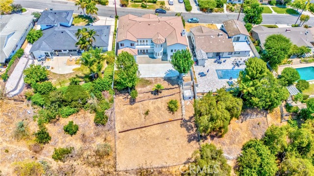 1841 Skyline Way, Fullerton CA: https://media.crmls.org/medias/fdf2c6a8-e136-4df3-8778-9fbd71b1394c.jpg