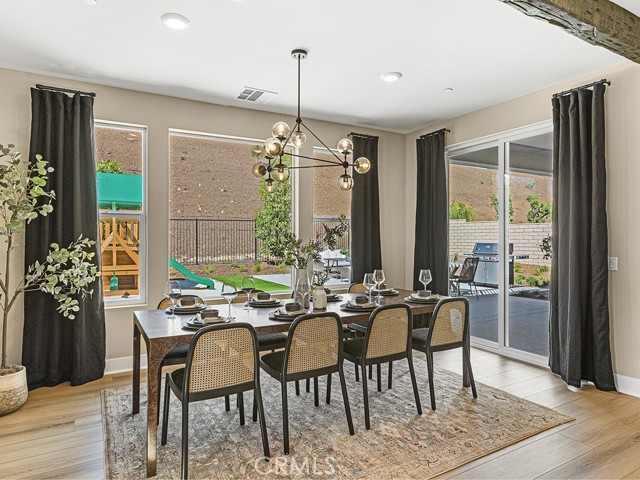 Detail Gallery Image 10 of 45 For 30110 Crestline Court, Castaic,  CA 91384 - 4 Beds | 3/1 Baths