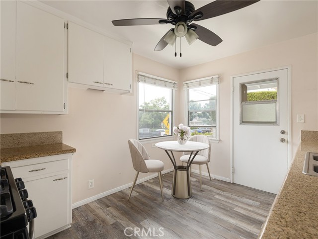 Detail Gallery Image 23 of 32 For 403 E Pine Ave, El Segundo,  CA 90245 - 5 Beds | 3 Baths