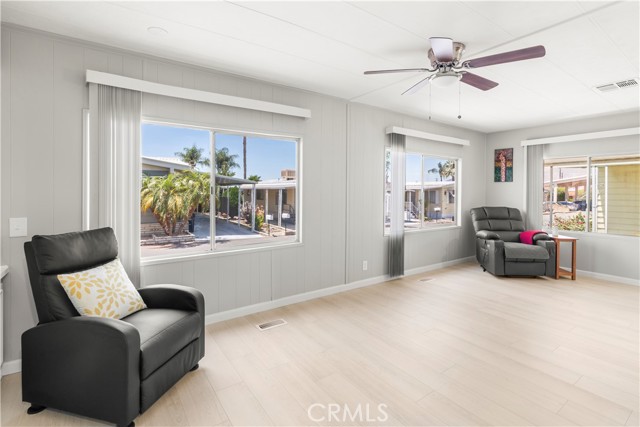 Detail Gallery Image 10 of 38 For 881 Lake Street, Hemet,  CA 92544 - 2 Beds | 2 Baths