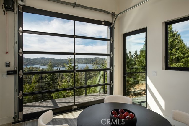 Detail Gallery Image 29 of 47 For 292 Ponderosa Peak Rd, Lake Arrowhead,  CA 92352 - 4 Beds | 4/1 Baths