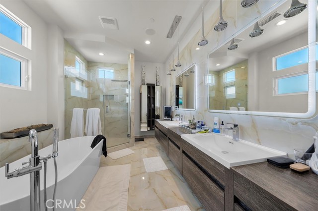 2508 Harriman Lane, Redondo Beach, California 90278, 4 Bedrooms Bedrooms, ,3 BathroomsBathrooms,Residential,For Sale,Harriman,SB25198058