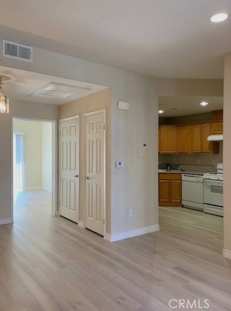 Detail Gallery Image 6 of 15 For 111 N 2nd St #107,  Alhambra,  CA 91801 - 1 Beds | 1 Baths