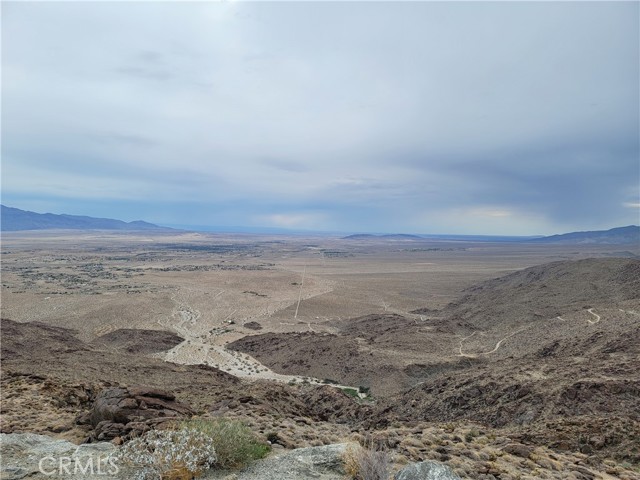 4801 Borrego Springs Road, Borrego Springs CA: https://media.crmls.org/medias/fdf75238-310e-4ab6-9a8b-47e639272dab.jpg