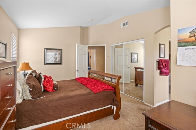 8383 E Arrowhead Way, Anaheim Hills CA: https://media.crmls.org/medias/fdf80704-99aa-4ed0-93a7-65ef6785aff8.jpg