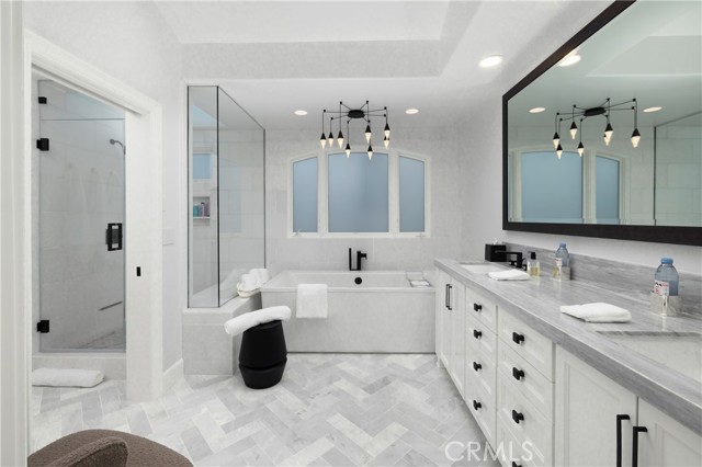 Detail Gallery Image 45 of 63 For 704 via Lido Nord, Newport Beach,  CA 92663 - 4 Beds | 4/1 Baths