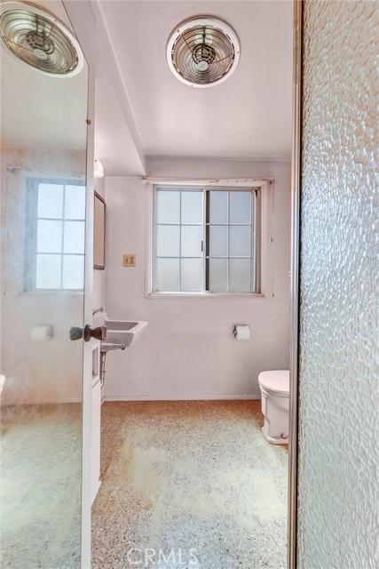 Detail Gallery Image 6 of 32 For 17123 S Orchard Ave, Gardena,  CA 90247 - 3 Beds | 2 Baths