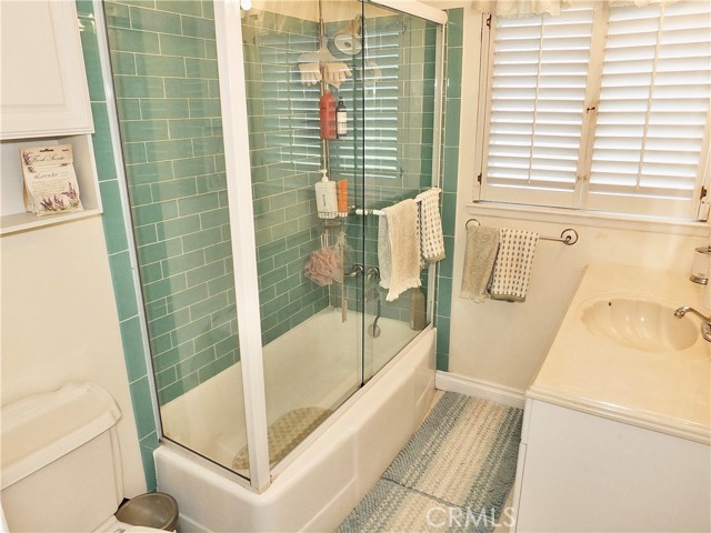 Image 25 of 43 For 6151 Wentworth