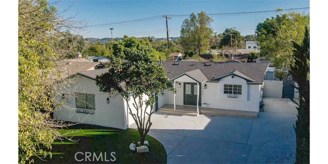 Detail Gallery Image 2 of 65 For 24306 Gilmore St, West Hills,  CA 91307 - 4 Beds | 2 Baths