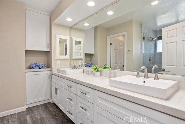 Detail Gallery Image 25 of 40 For 1311 Knoll Dr, Oceanside,  CA 92054 - 4 Beds | 2/1 Baths