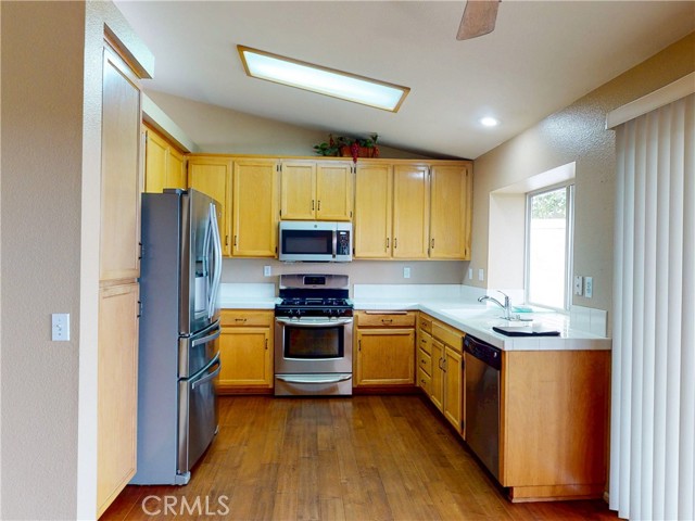Detail Gallery Image 9 of 25 For 29319 Polo St, Highland,  CA 92346 - 3 Beds | 2 Baths