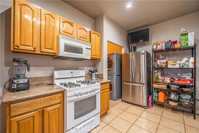 Detail Gallery Image 13 of 31 For 961 E 41st Pl, Los Angeles,  CA 90011 - 3 Beds | 1 Baths