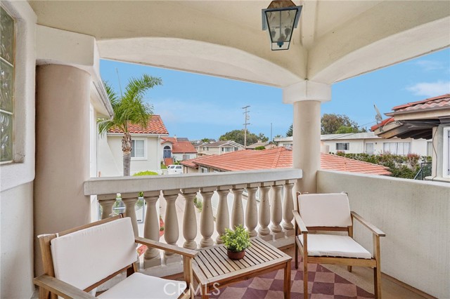 2116 Ernest Avenue, Redondo Beach, California 90278, 4 Bedrooms Bedrooms, ,2 BathroomsBathrooms,Residential,For Sale,Ernest,SB26048430