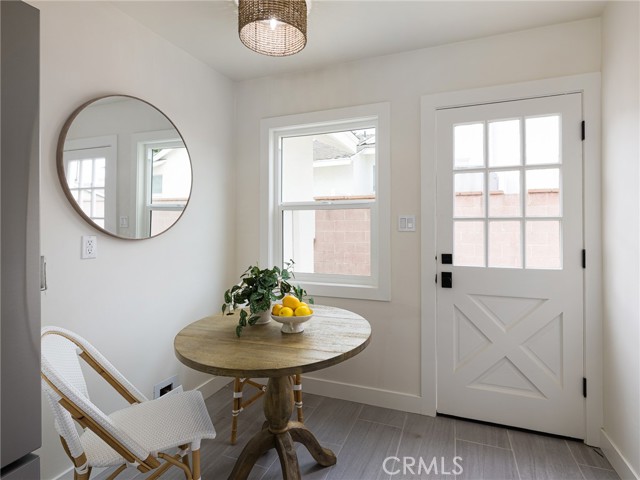 22105 Ellinwood Drive, Torrance CA: https://media.crmls.org/medias/fdfc4bed-61d8-4abc-adf9-125b62876114.jpg