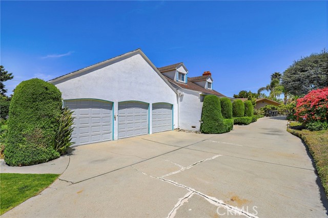 17 Hidden Valley Road, Rolling Hills Estates, California 90274, 4 Bedrooms Bedrooms, ,3 BathroomsBathrooms,Residential,Sold,Hidden Valley,SB22124743