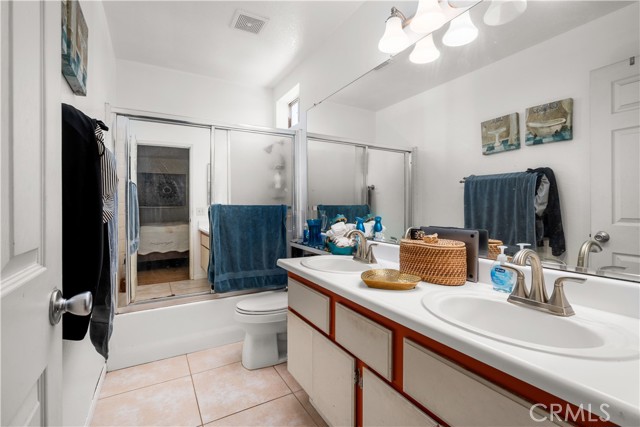 Detail Gallery Image 10 of 32 For 11837 Cambridge St, Adelanto,  CA 92301 - 4 Beds | 2 Baths