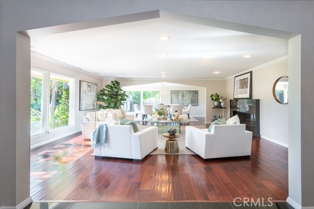 Detail Gallery Image 7 of 45 For 15916 High Knoll Rd, Encino,  CA 91436 - 6 Beds | 4/1 Baths