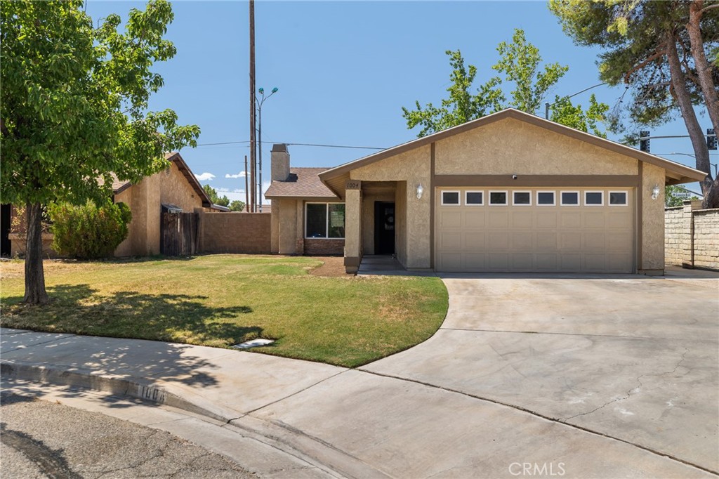 1004 Lightcap Street