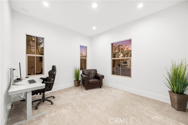 52 Longchamp, Irvine CA: https://media.crmls.org/medias/fdfe7bce-16dd-46fb-9cd6-fdb479796d01.jpg