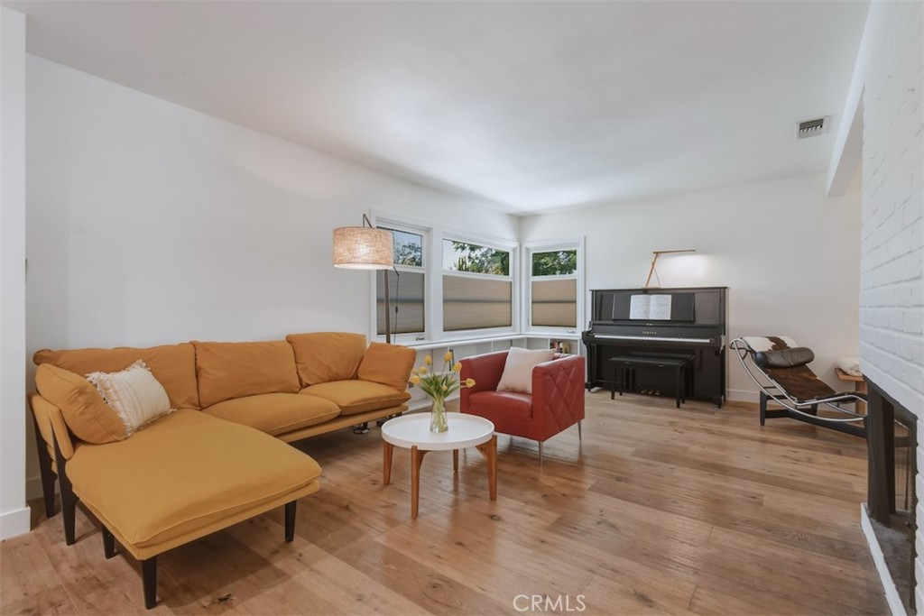 MLS #SR26142446 image #9