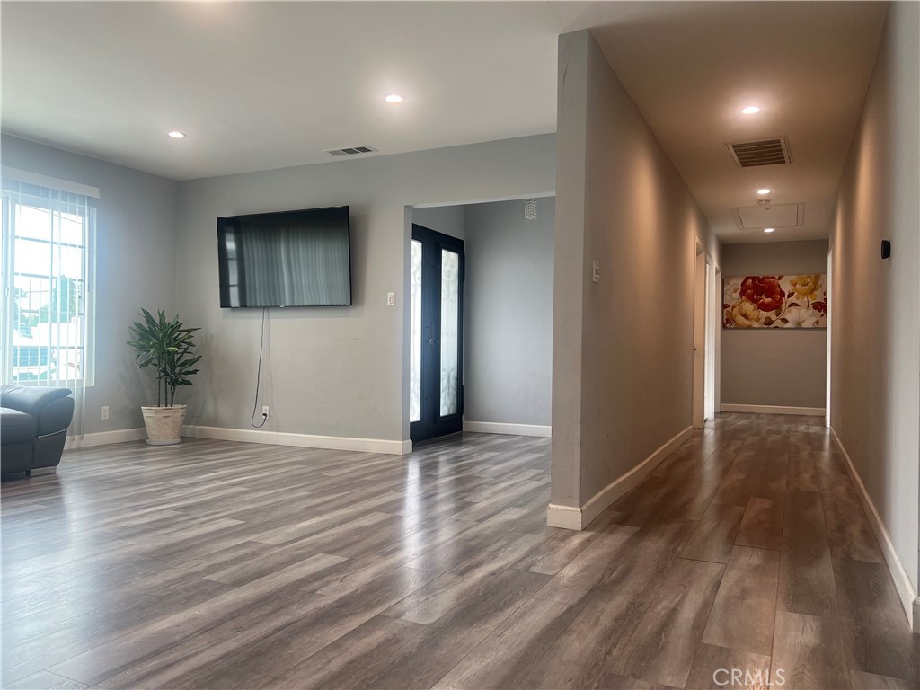 MLS #SR26090573 image #3