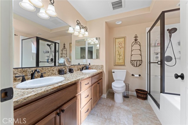5622 W Avenue M4, Lancaster CA: https://media.crmls.org/medias/fdff85f1-5101-4439-aa55-581f028b8630.jpg