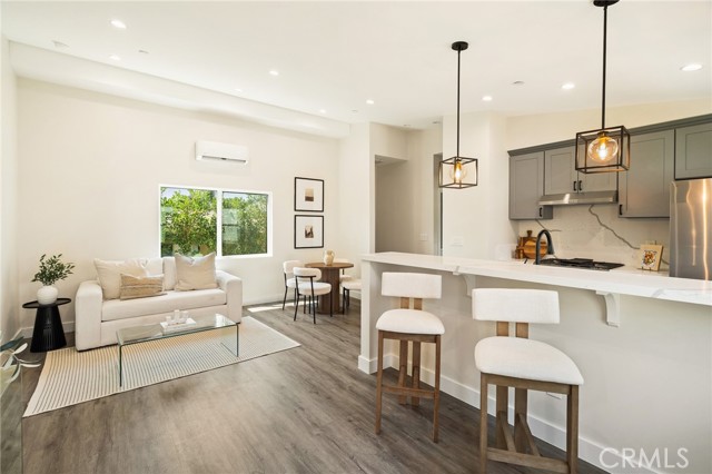 Detail Gallery Image 25 of 29 For 422 Almond Ave, Monrovia,  CA 91016 - 5 Beds | 4 Baths