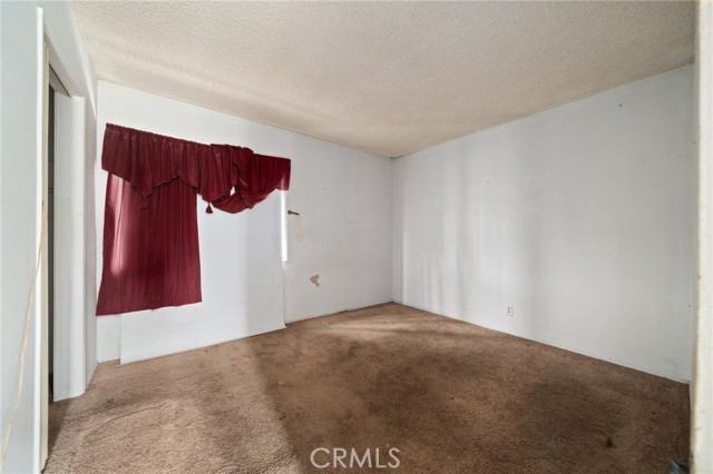 312 W 234th Place, Carson CA: https://media.crmls.org/medias/fe0052d6-8cdd-496c-87ef-59b1ca875fd7.jpg
