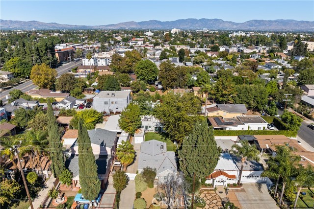 Detail Gallery Image 36 of 37 For 14835 Kittridge St, Van Nuys,  CA 91405 - 5 Beds | 3 Baths