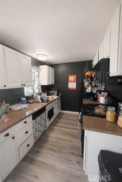 Detail Gallery Image 5 of 9 For 16464 Orange, Hesperia,  CA 92345 - 2 Beds | 1 Baths
